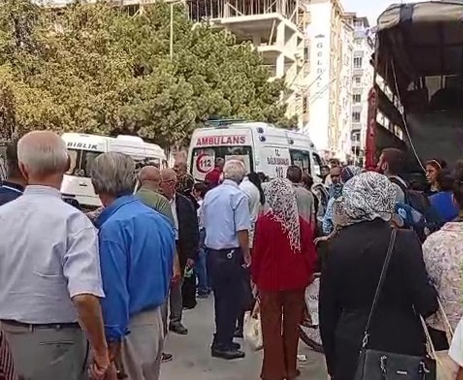 Veli Ağbaba Pazarda Aniden Fenalaştı